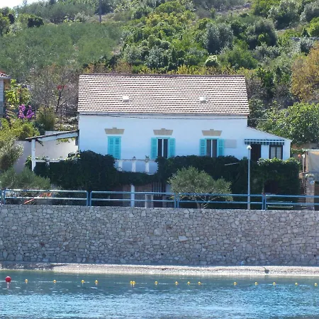 Ivan - 5 M From The Sea Apartment
